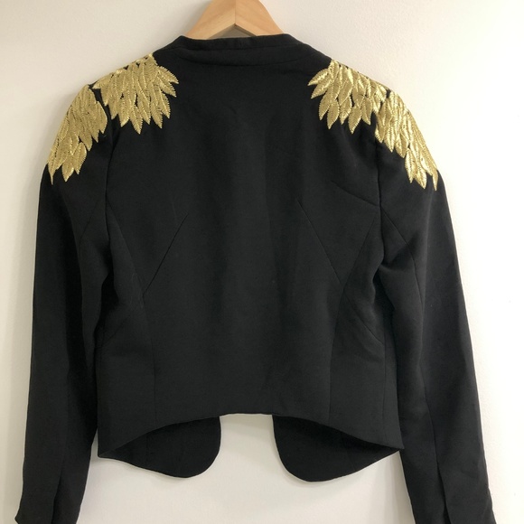 Sparkle & Fade Embroidered Shoulders Blazer - Picture 2 of 7